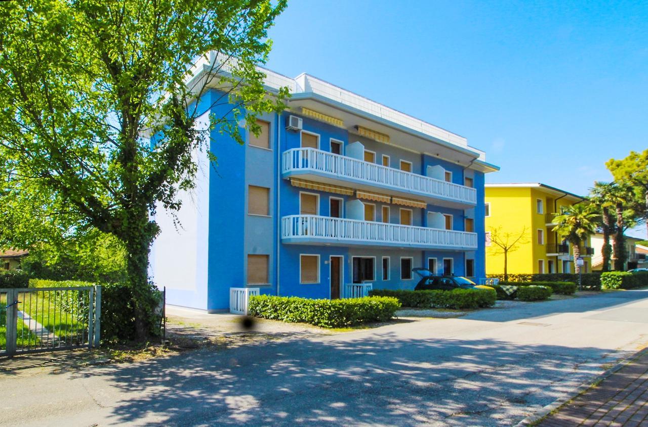 Appartamenti Lira Бибионе Экстерьер фото